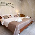 招待所 Luxury Lidija 3*