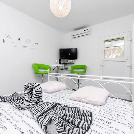 Casa de hóspedes Luxury Lidija 3*