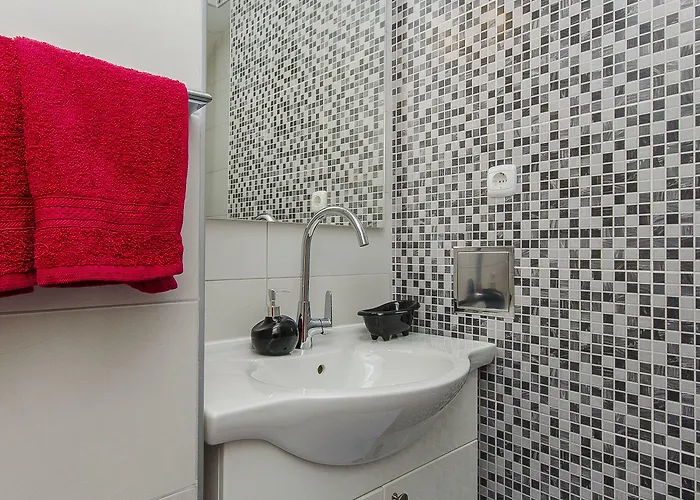 Luxury Lidija 3*