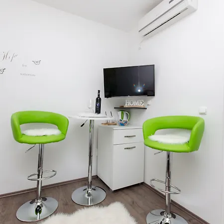 Luxury Lidija 3* Спліт