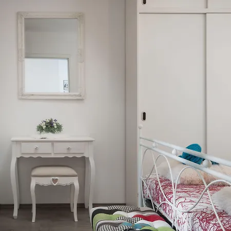 Luxury Lidija