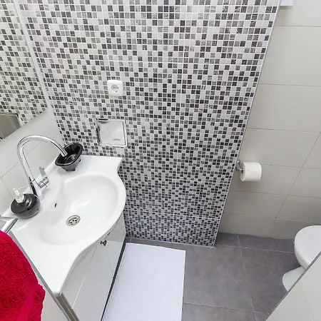 Pensjonat Luxury Lidija 3*