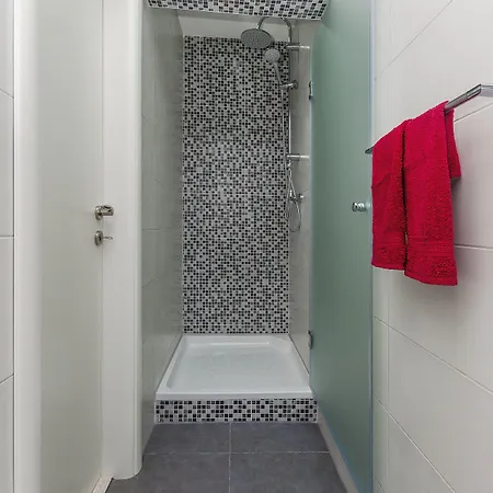 Pensjonat Luxury Lidija
