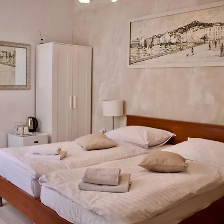 Luxury Lidija Maison d'hôtes 3*
