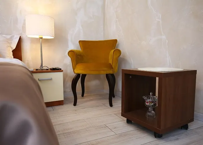 Luxury Lidija