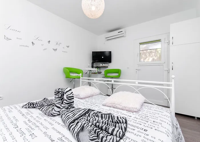 Vendégház Luxury Lidija 3*